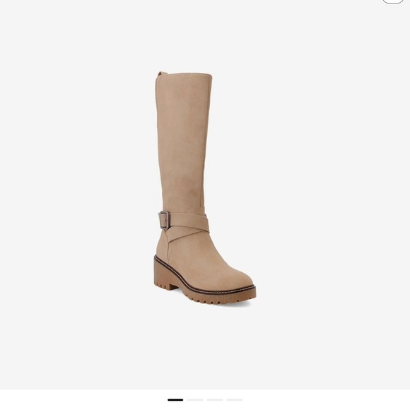 Tan Knee-High Women's Boots MIA

Kathleen - Picture 6 of 15